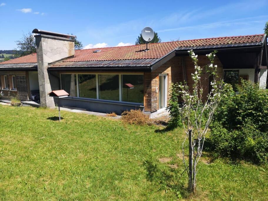 Grosszuegiges Haus Angrenzend An Naturschutzgebiet Immenstadt im Allgäu Esterno foto